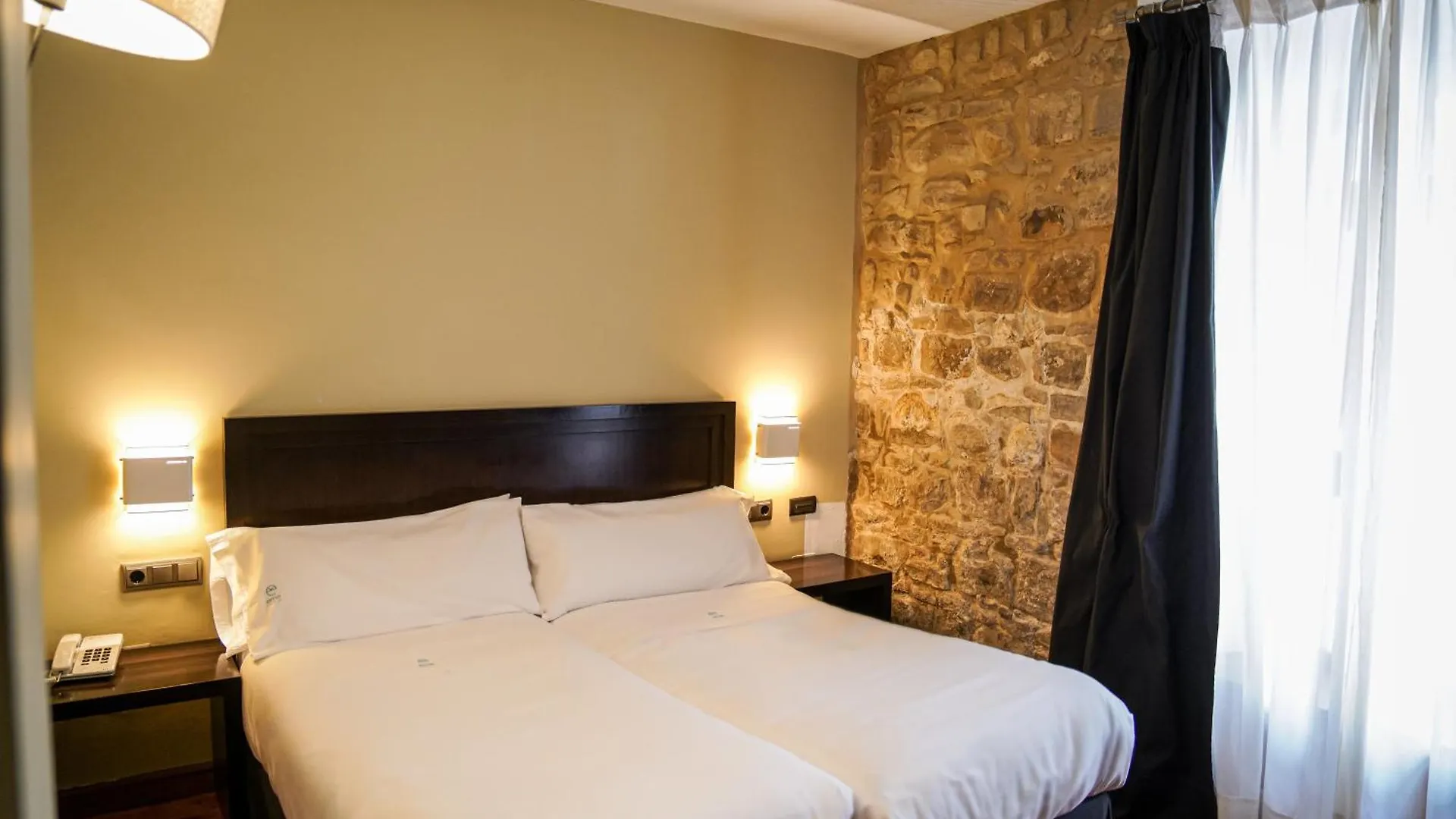 Hotel Baeza Monumental By Eme Hoteles