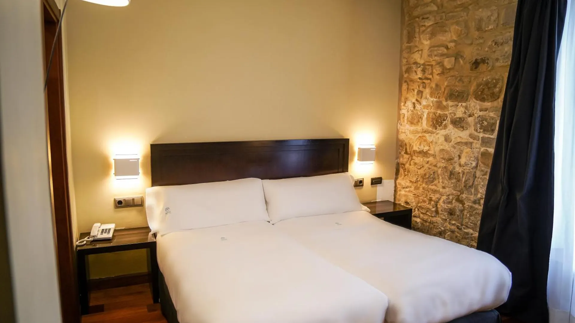 Hotel Baeza Monumental By Eme Hoteles