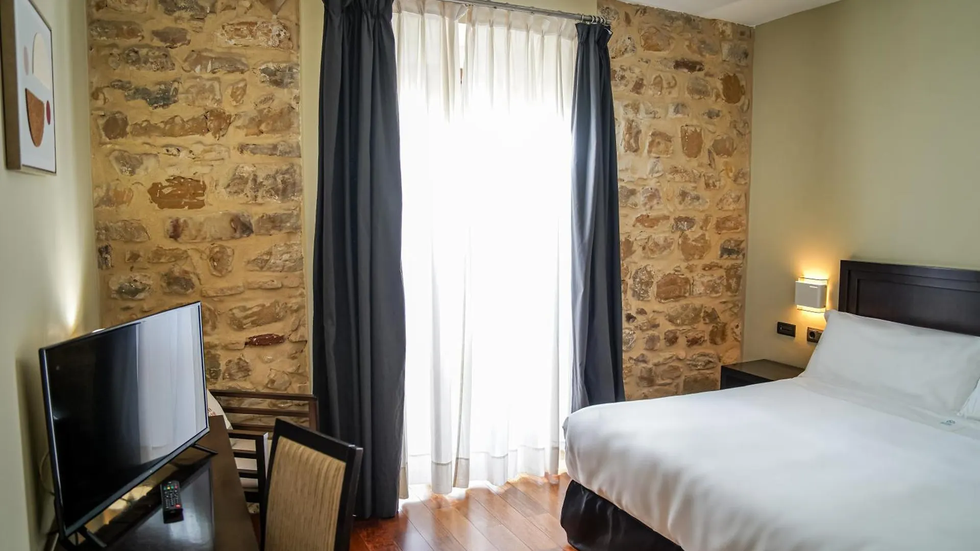 Hotel Baeza Monumental By Eme Hoteles