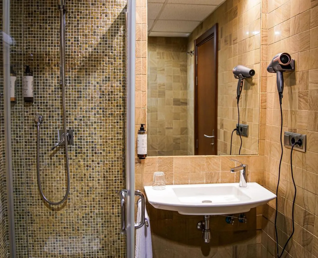 Hotel Baeza Monumental By Eme Hoteles