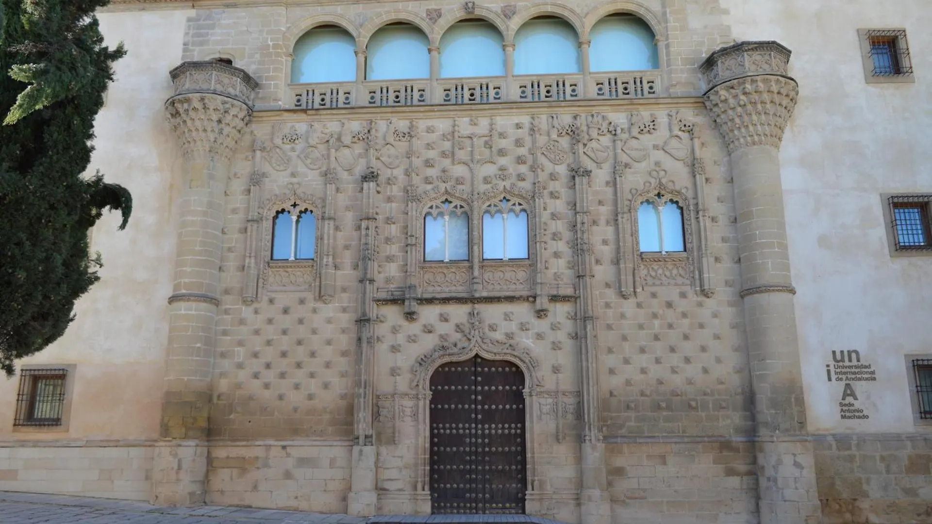 Hotel Baeza Monumental By Eme Hoteles